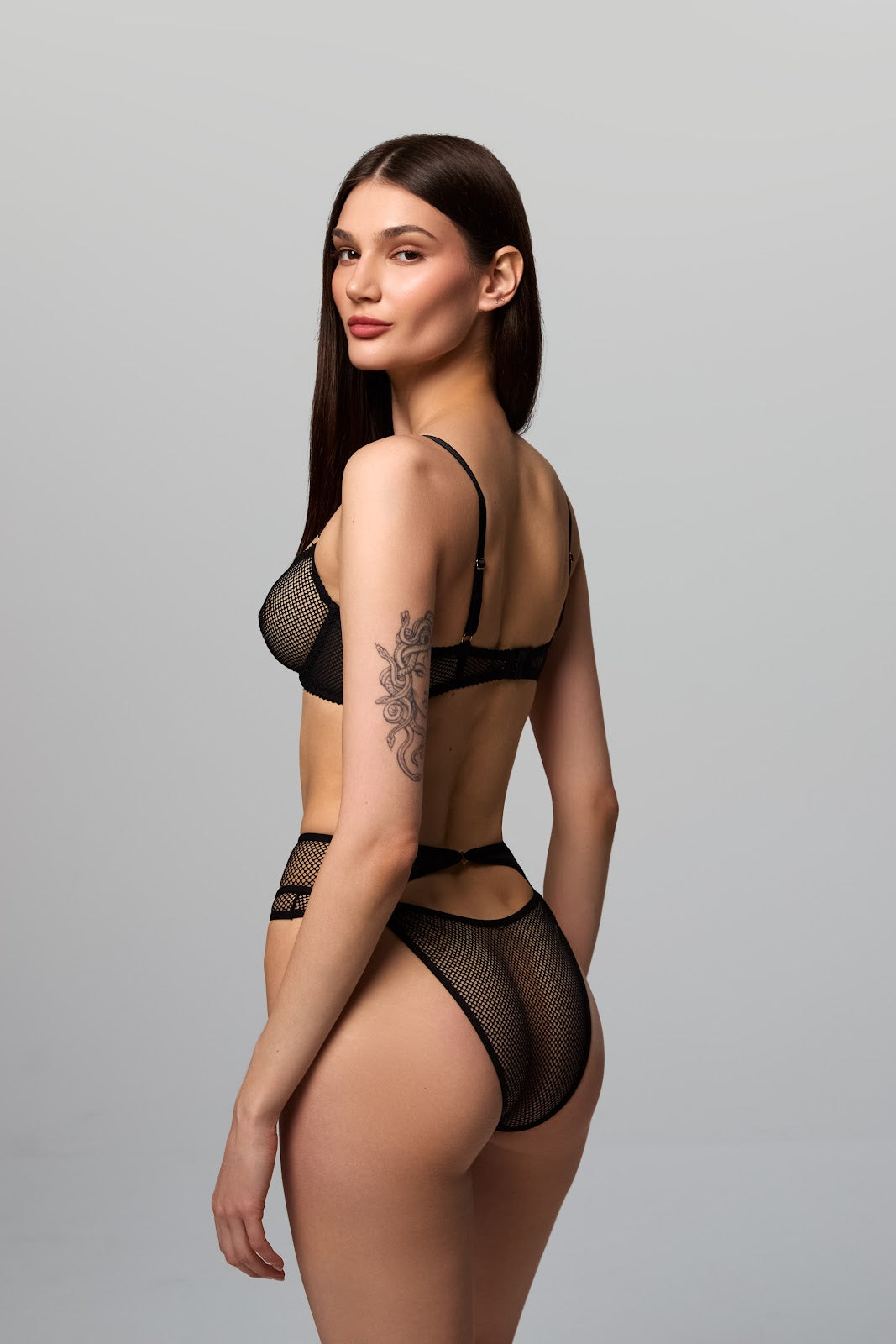Underwired Bra with Oversized Mesh Cobra